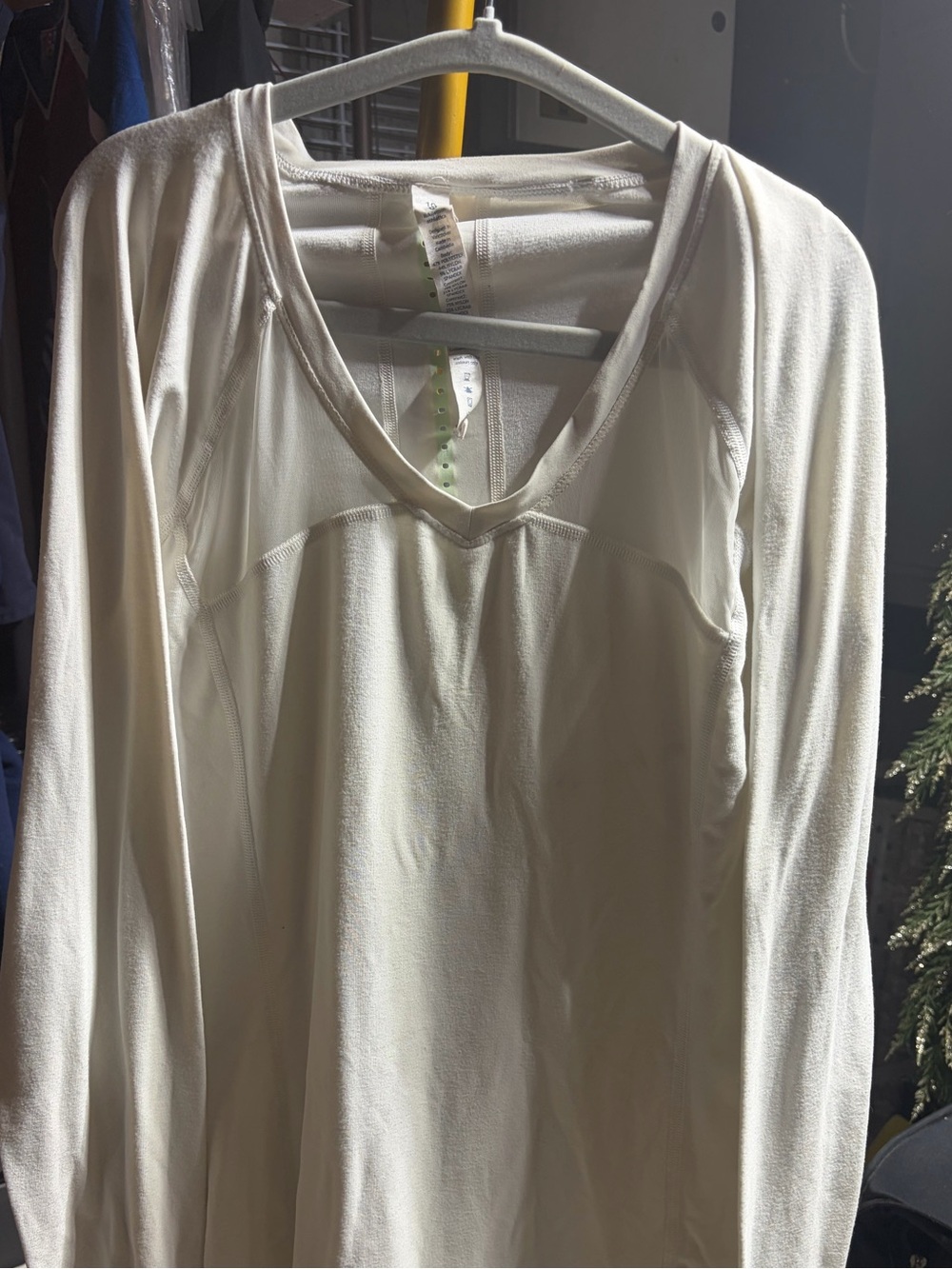 lululemon athletica Cream V-Neck Long Sleeve Top